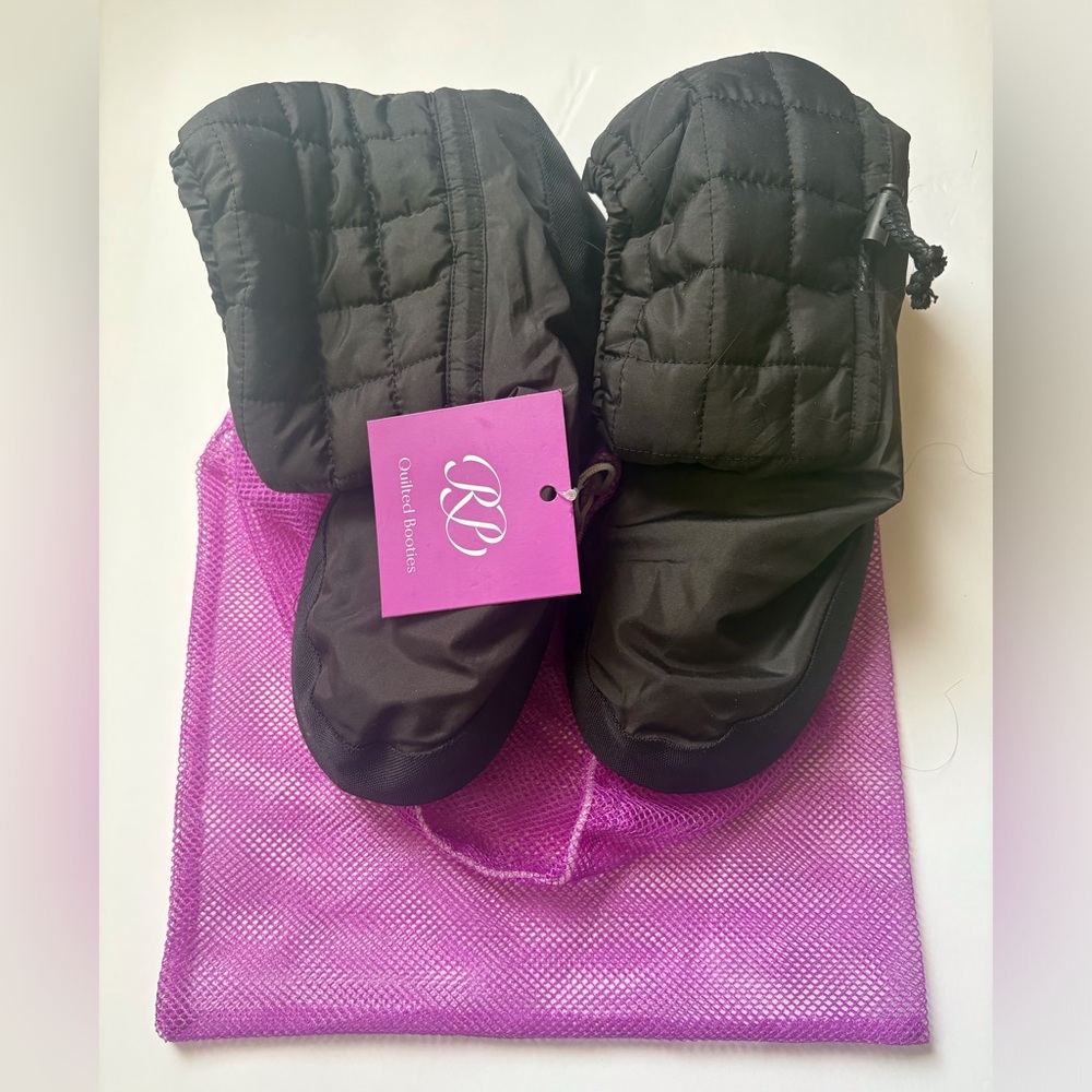 NWT. RUSSIAN POINTE Quilted Black Ankle Booties (Large: 9, 10)